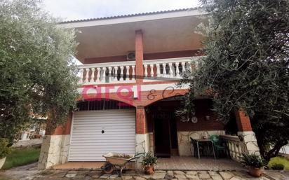 Vista exterior de Casa o xalet en venda en Castellbisbal