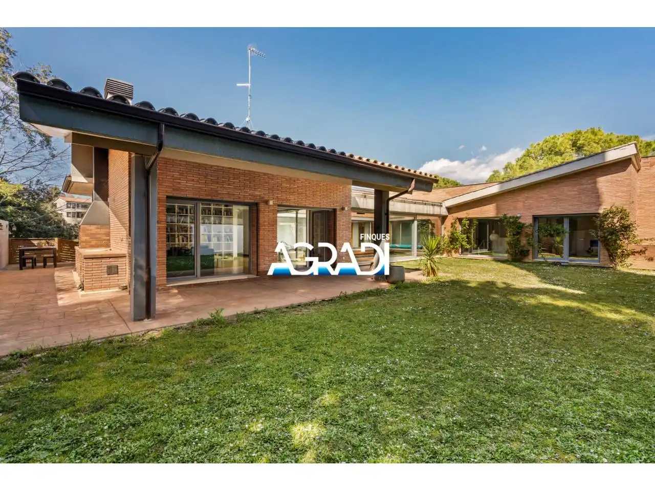Garden of Houses for sale in Les Franqueses del Vallès  with Air Conditioner, Heating and Private garden