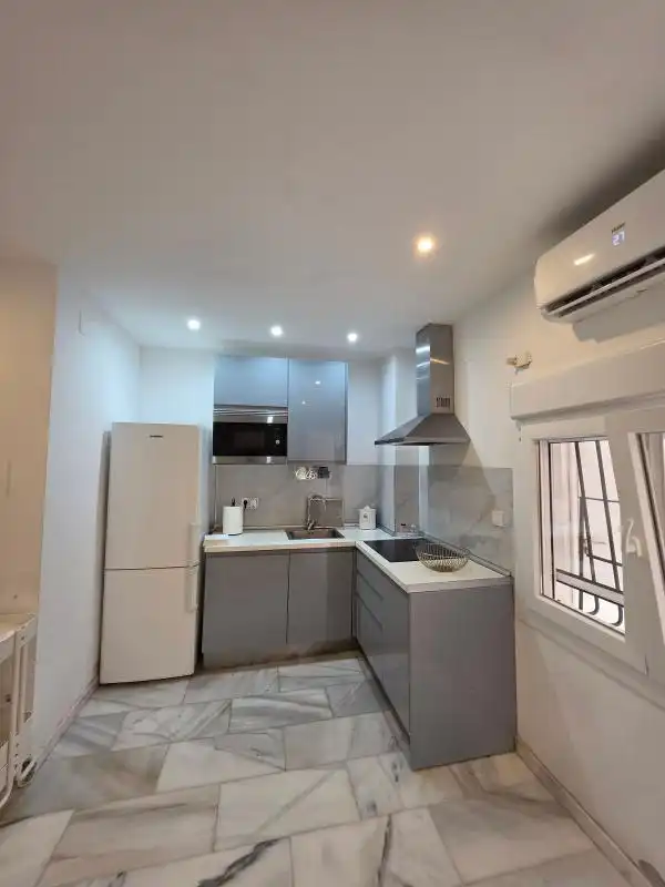 Cocina de Planta baja en venta en Torremolinos con Aire acondicionado, Calefacción y Jardín privado