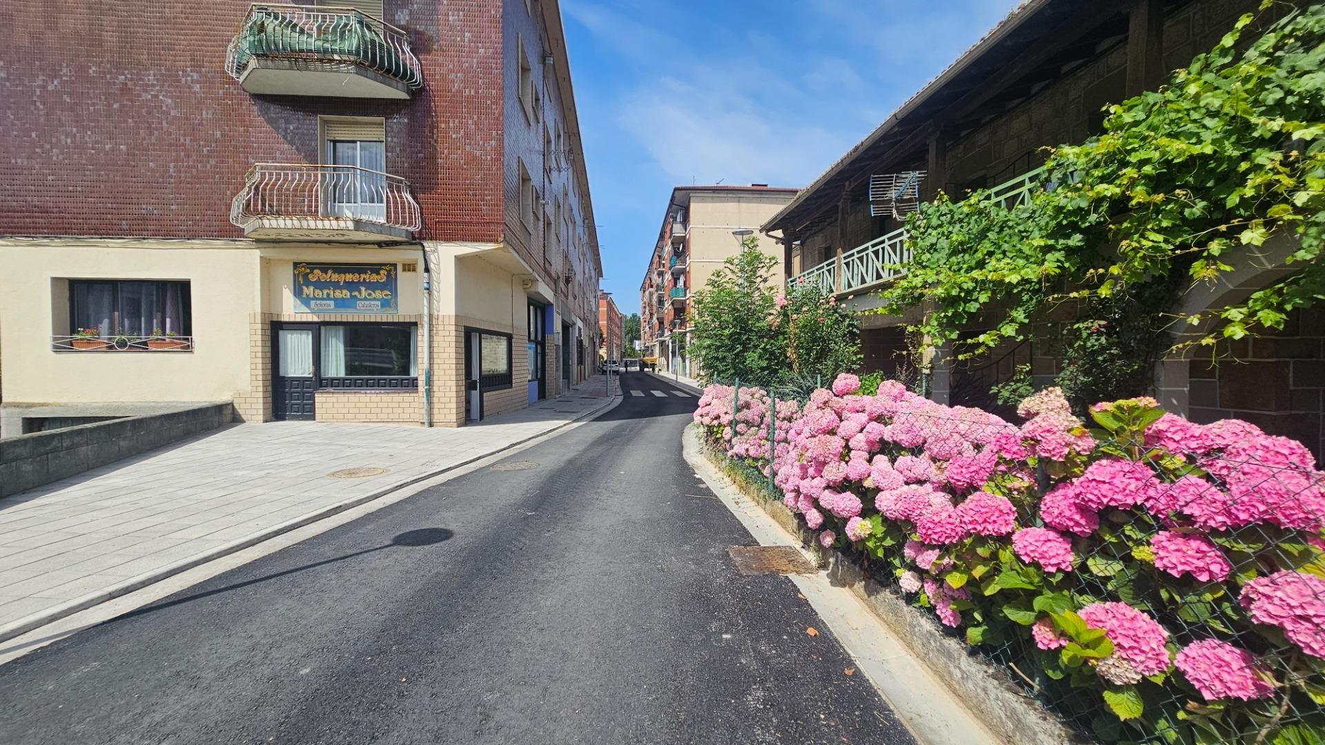 Vista exterior de Pis en venda en Valle de Mena amb Calefacció, Terrassa i Balcó