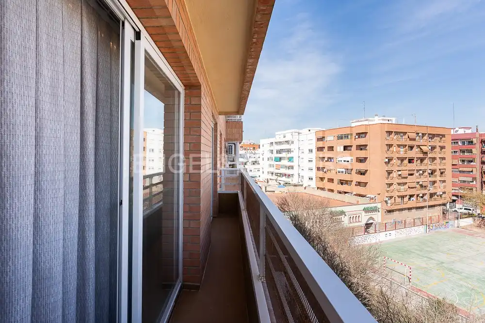 Balcony of Flat for rent in Valencia  with Air Conditioner, Heating and Parquet flooring