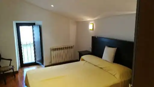 Dormitori de Casa o xalet en venda en Cerdedo amb Moblat, Forn i Rentadora