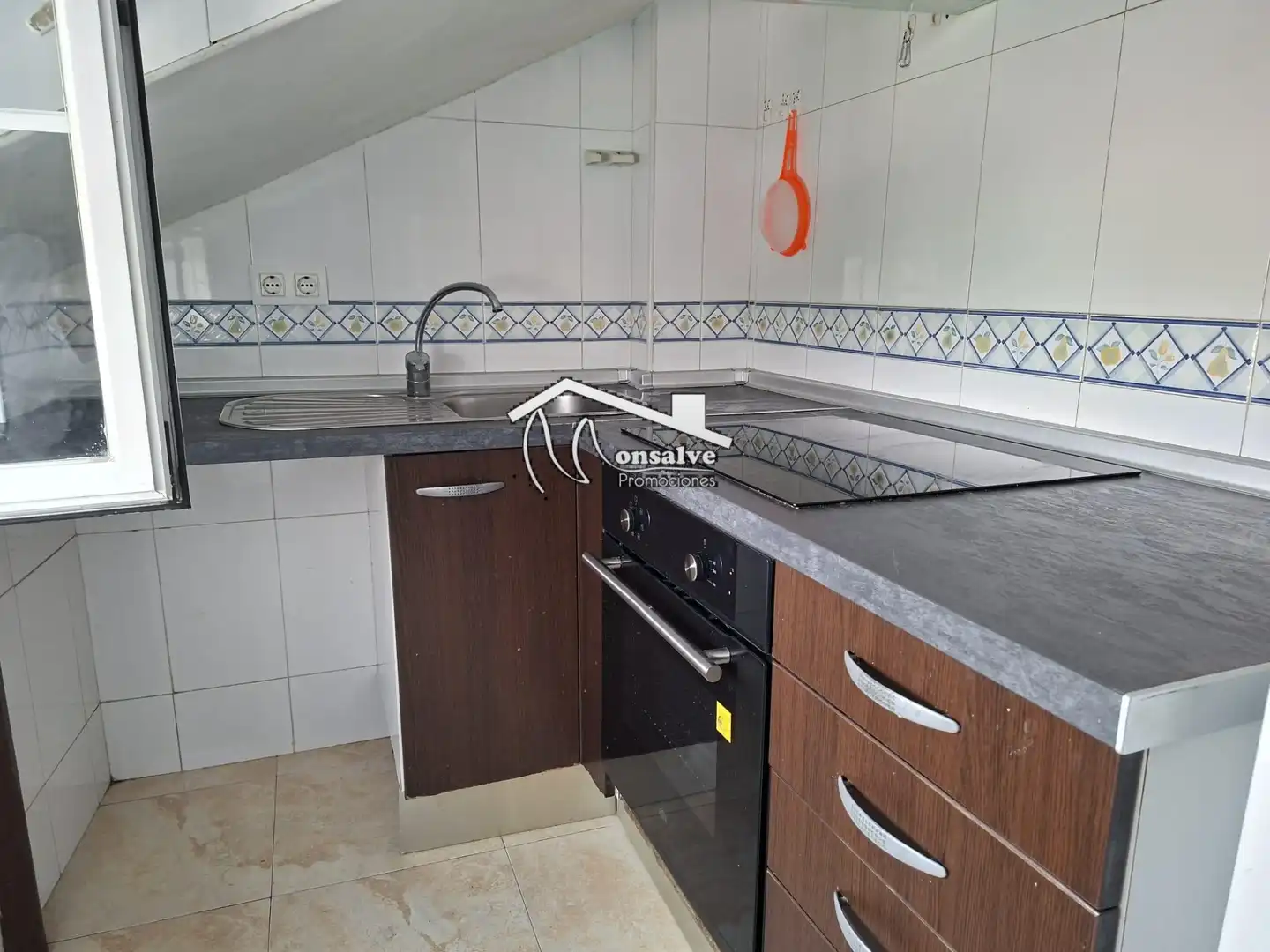 Cuina de Apartament de lloguer en Yeles amb Aire condicionat, Calefacció i Forn