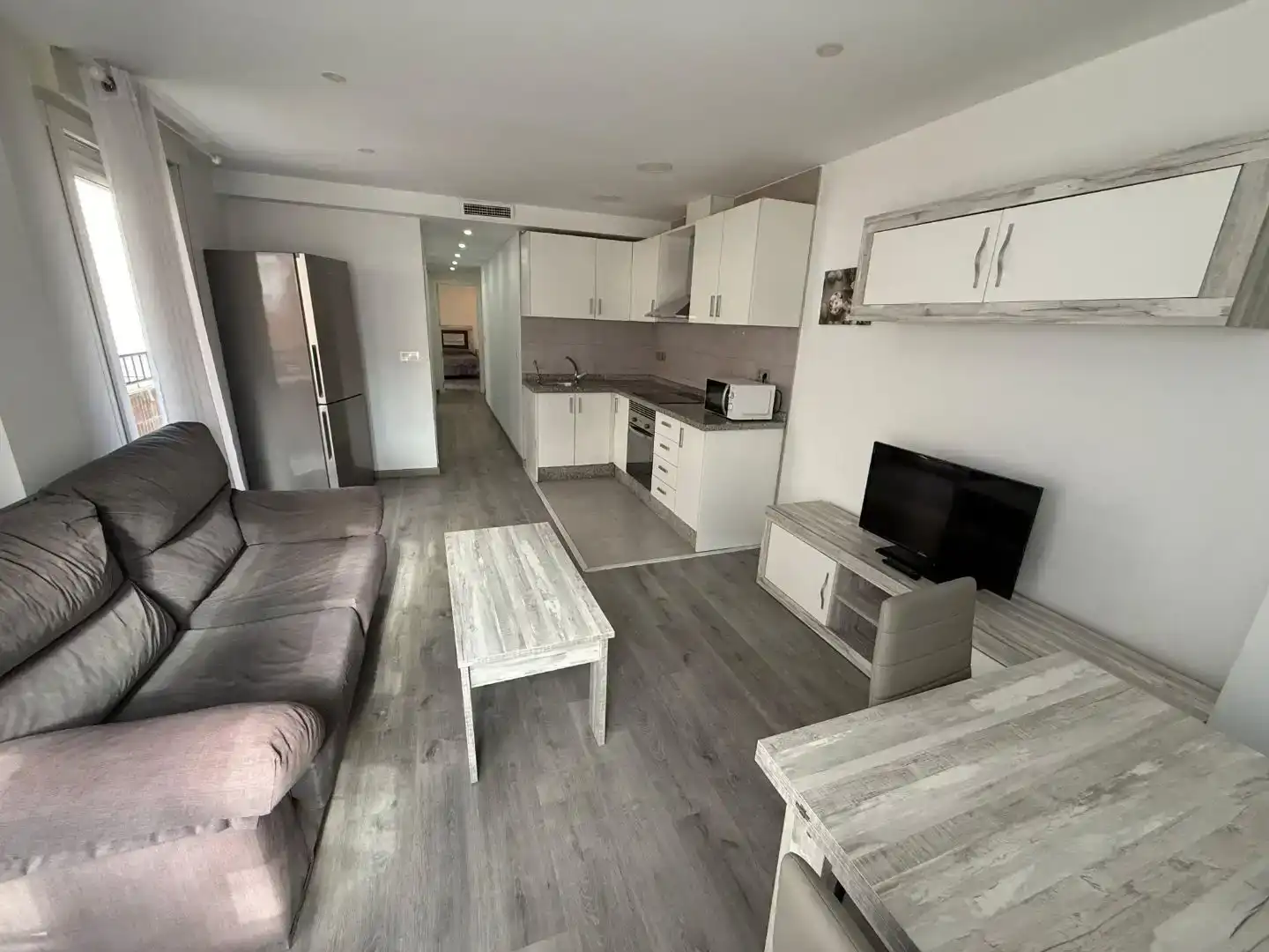 Living room of Flat for rent in Elda  with Air Conditioner, Parquet flooring and Furnished