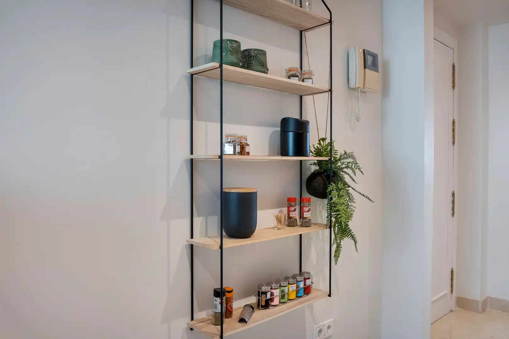 Küche von Maisonette zur Miete in Benahavís mit Klimaanlage, Heizung und Privatgarten