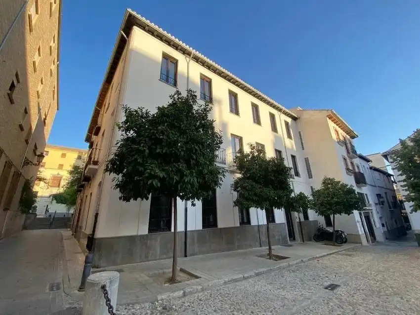 Vista exterior de Loft de lloguer en Granada amb Aire condicionat, Calefacció i Moblat