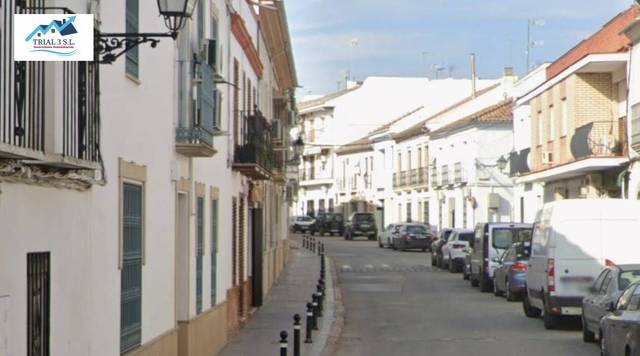 Casa-chalet en Venta en Calle de Doctor Antonio Redondo en Bujalance