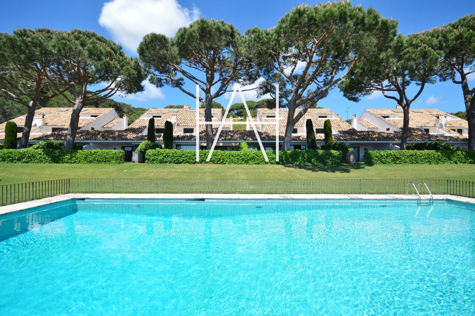 Swimming pool of Single-family semi-detached to rent in Sant Vicenç de Montalt  with Heating, Terrace and Swimming Pool