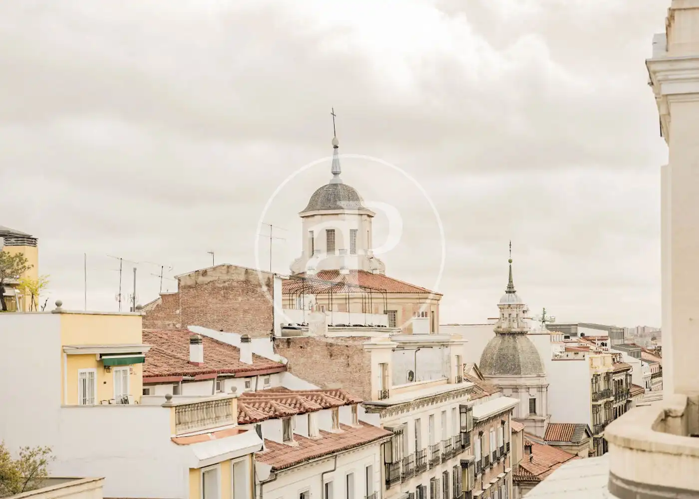 Außenansicht von Dachboden zur Miete in Madrid mit Klimaanlage, Heizung und Terrasse