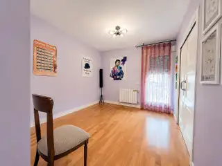 Habitación de Casa o chalet en venta en Rivas-Vaciamadrid con Aire acondicionado, Calefacción y Jardín privado