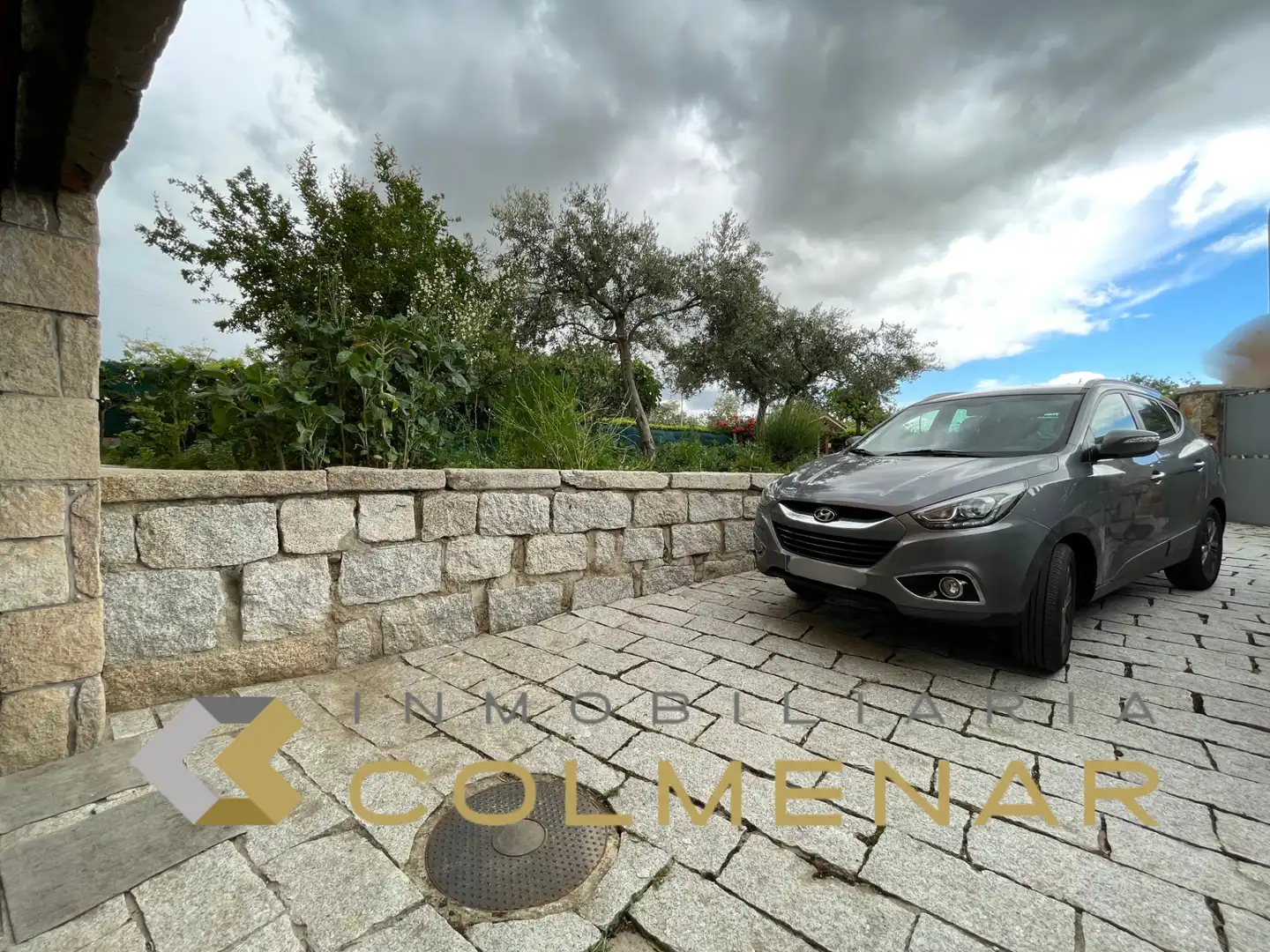 Parking de Casa o chalet en venta en Colmenar Viejo con Calefacción, Jardín privado y Trastero