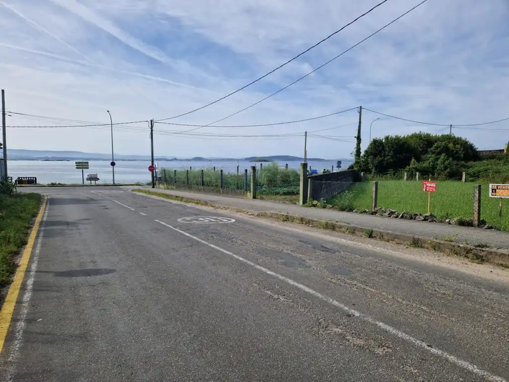 Land for sale in Boiro