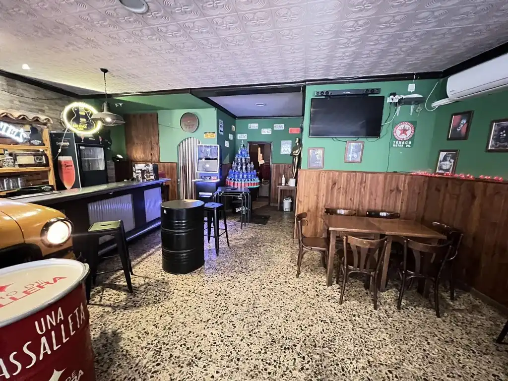 Business premises for sale in Casc Urbà, imagen 21