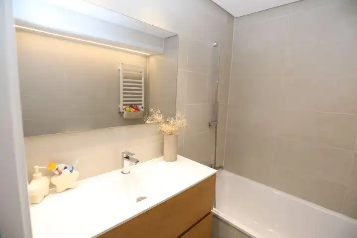 Bathroom of Flat for sale in Bilbao   with Heating