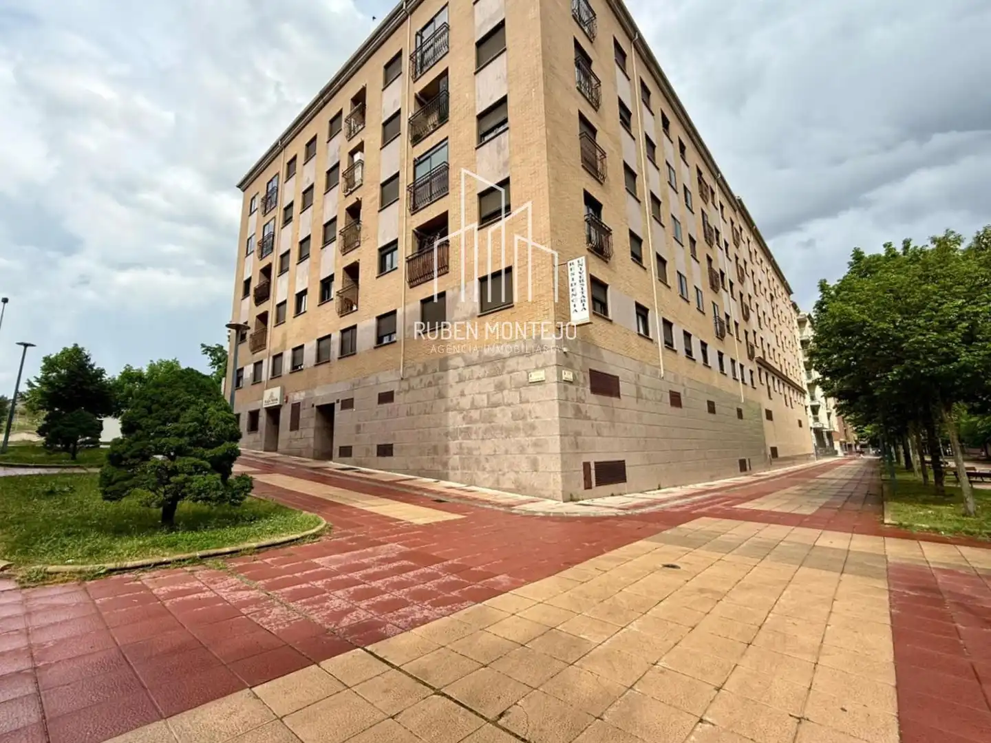 Exterior view of Flat for rent in Salamanca  with Heating, Terrace and Furnished