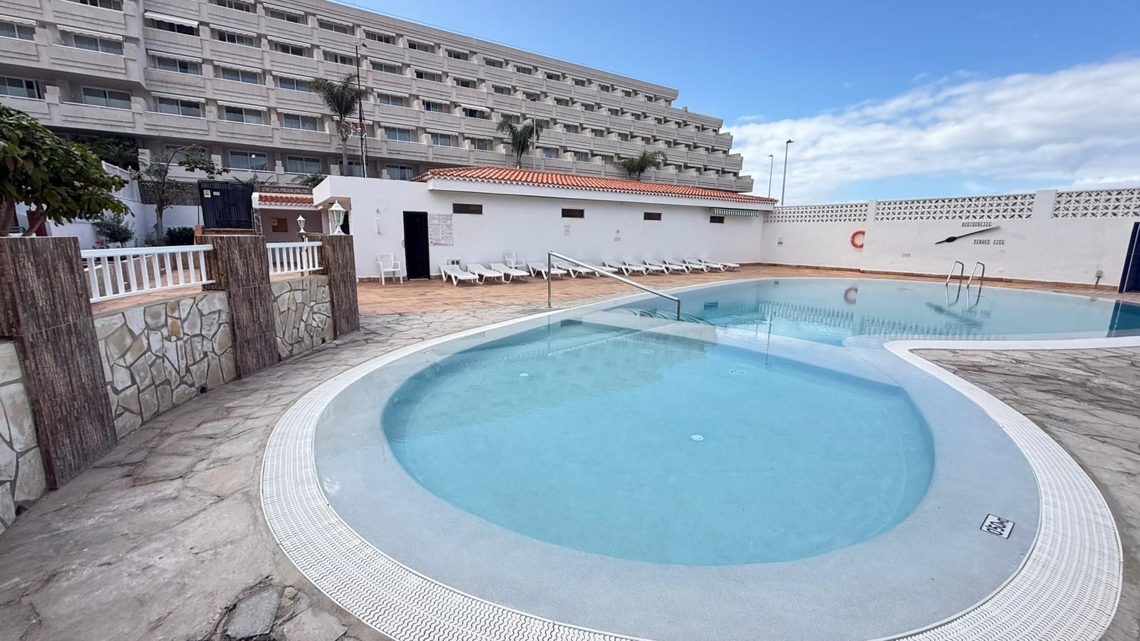 Piscina de Dúplex de alquiler en Santiago del Teide con Terraza, Amueblado y Piscina comunitaria