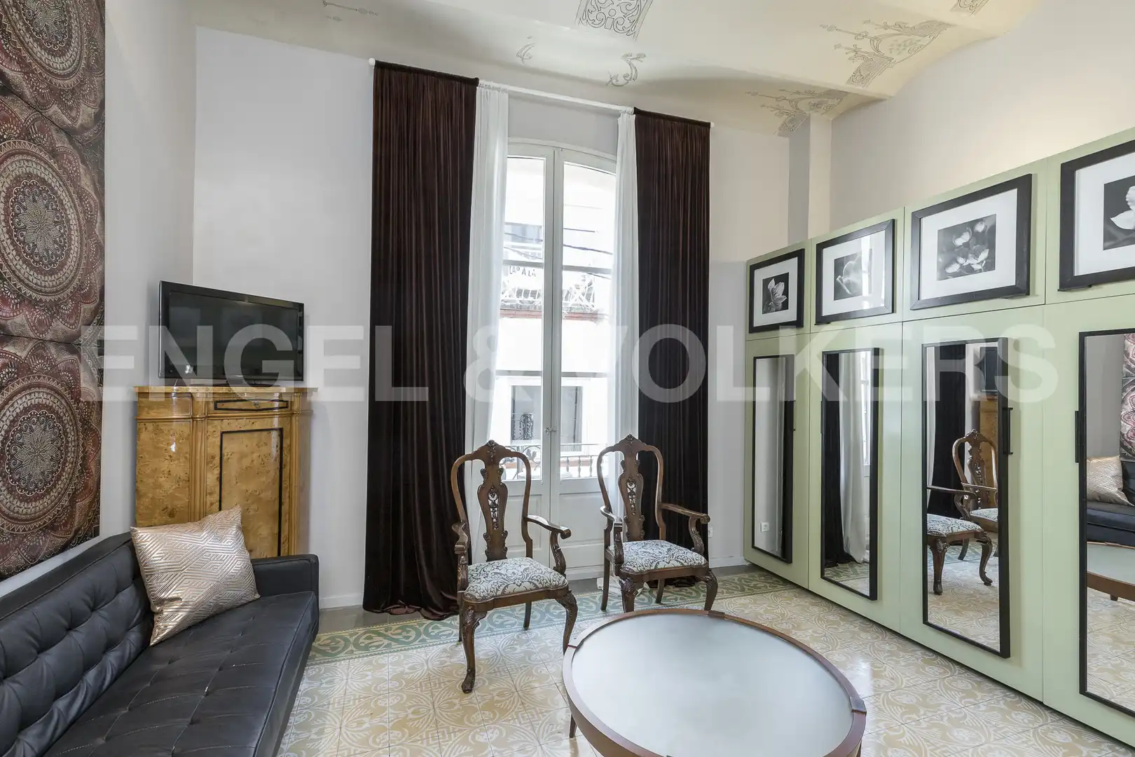Sala de estar de Finca rústica en venta en Canet de Mar con Aire acondicionado, Calefacción y Jardín privado