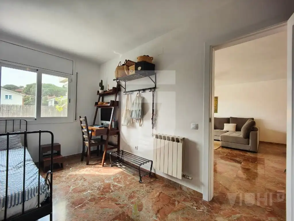 Sala d'estar de Casa o xalet en venda en El Masnou amb Aire condicionat, Calefacció i Jardí privat