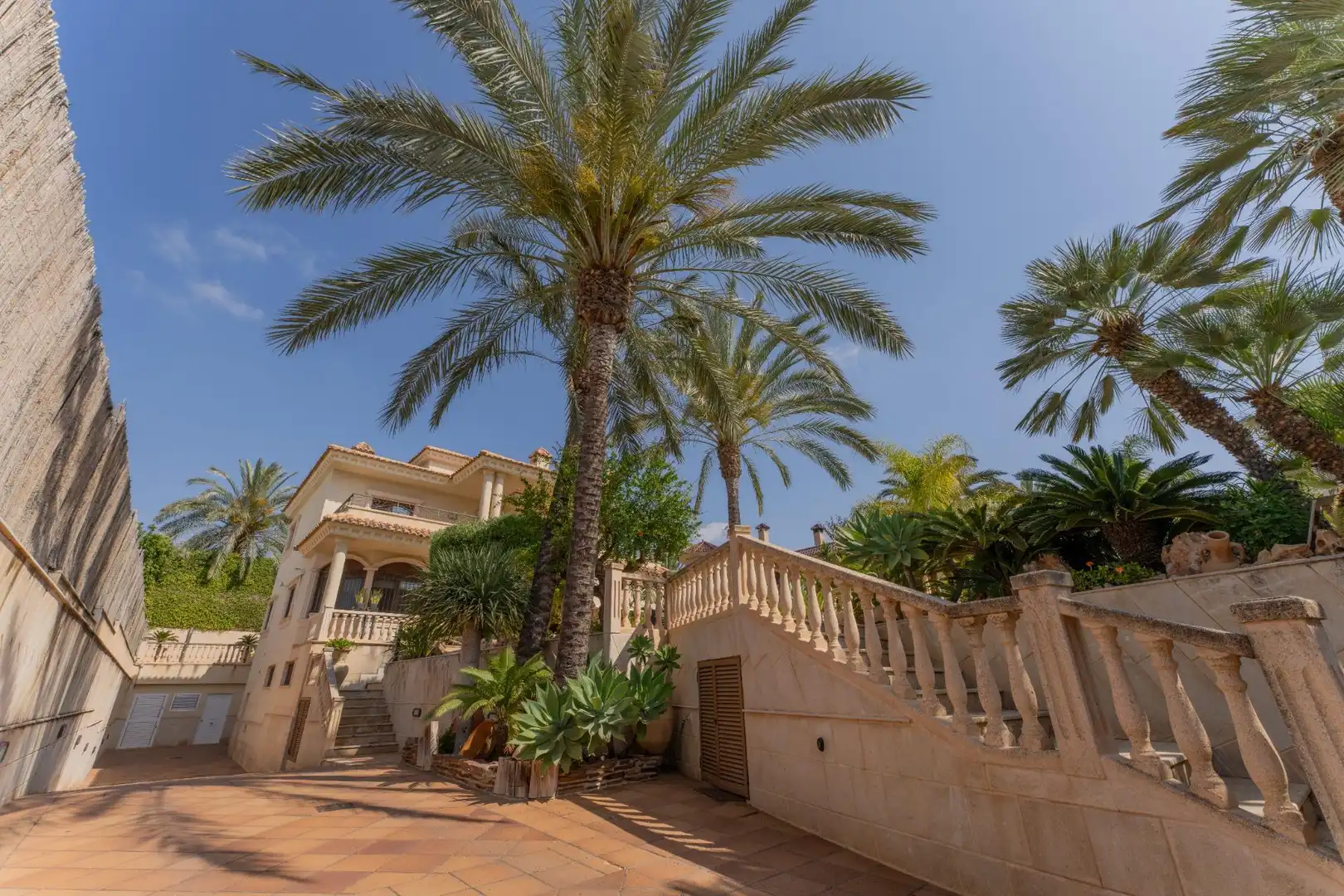 Exterior view of Houses for sale in Elche / Elx  with Air Conditioner, Heating and Private garden