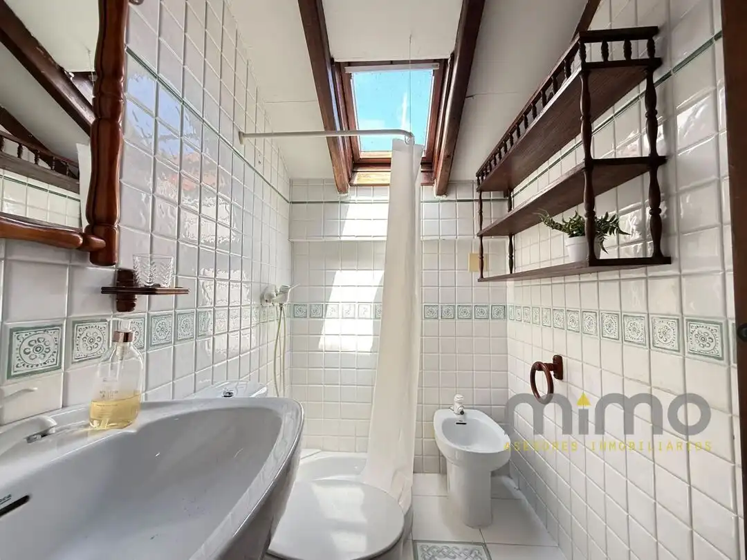 Baño de Dúplex en venta en Errenteria con Calefacción, Trastero y Balcón
