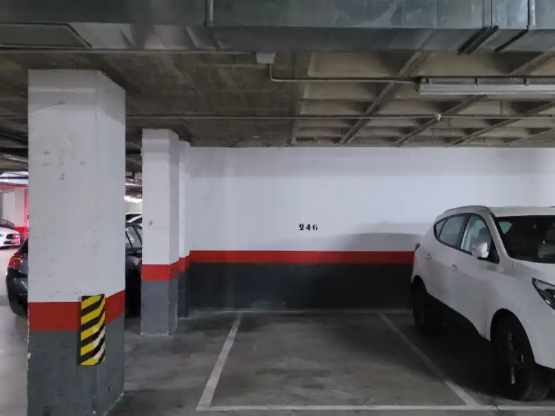 Parcheggio in affitto a Mallarmé 4, imagen 3