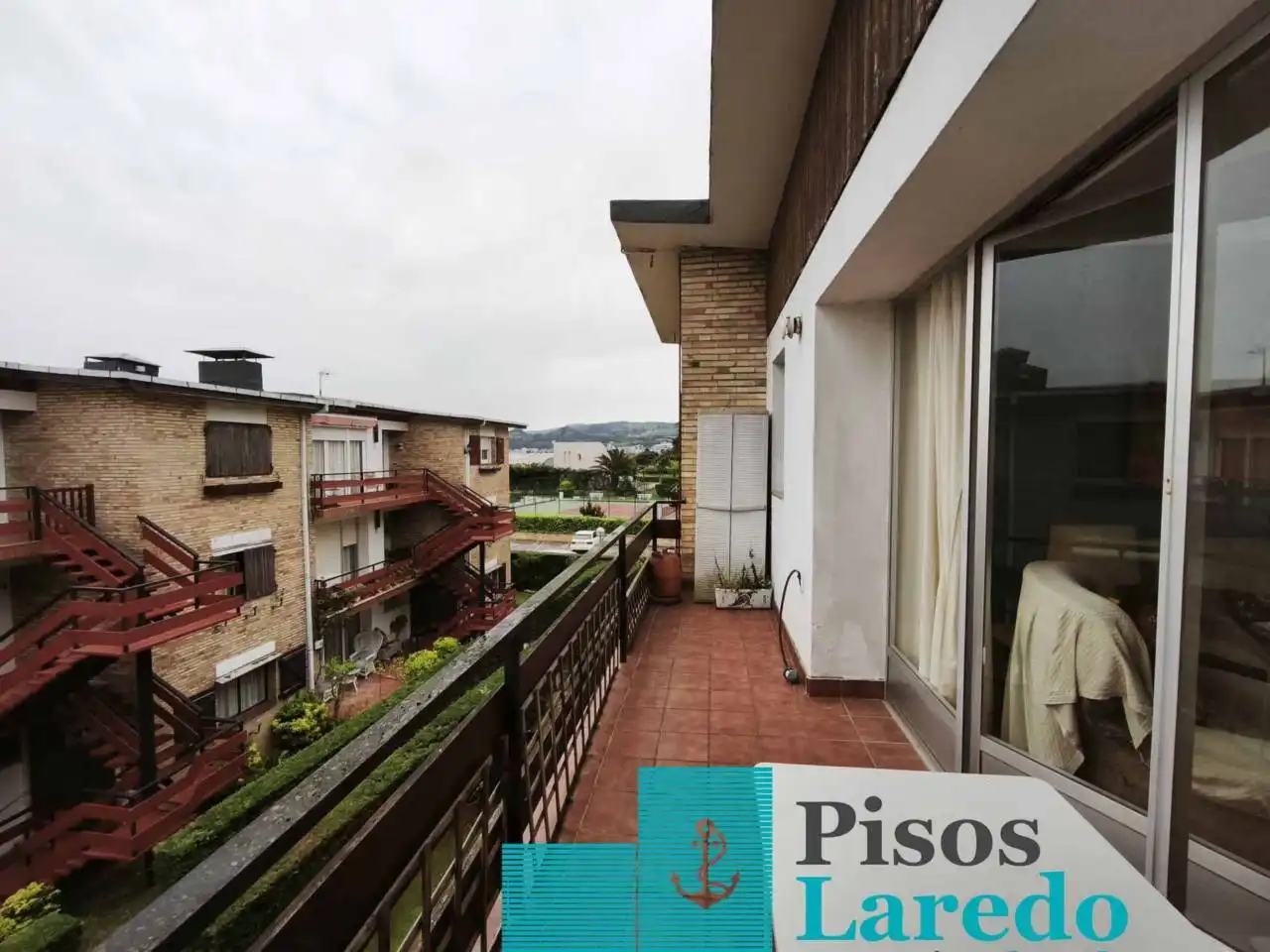 Terraza de Piso en venta en Laredo con Calefacción, Parquet y Terraza