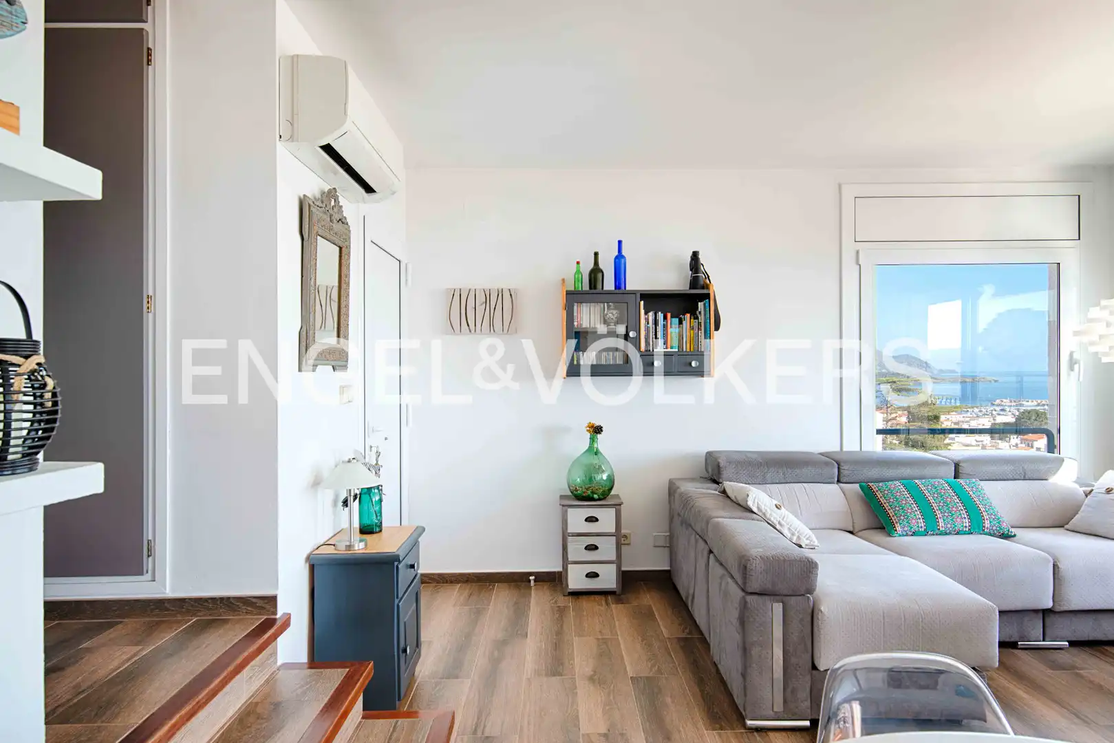 Sala d'estar de Àtic en venda en Llançà amb Aire condicionat i Terrassa