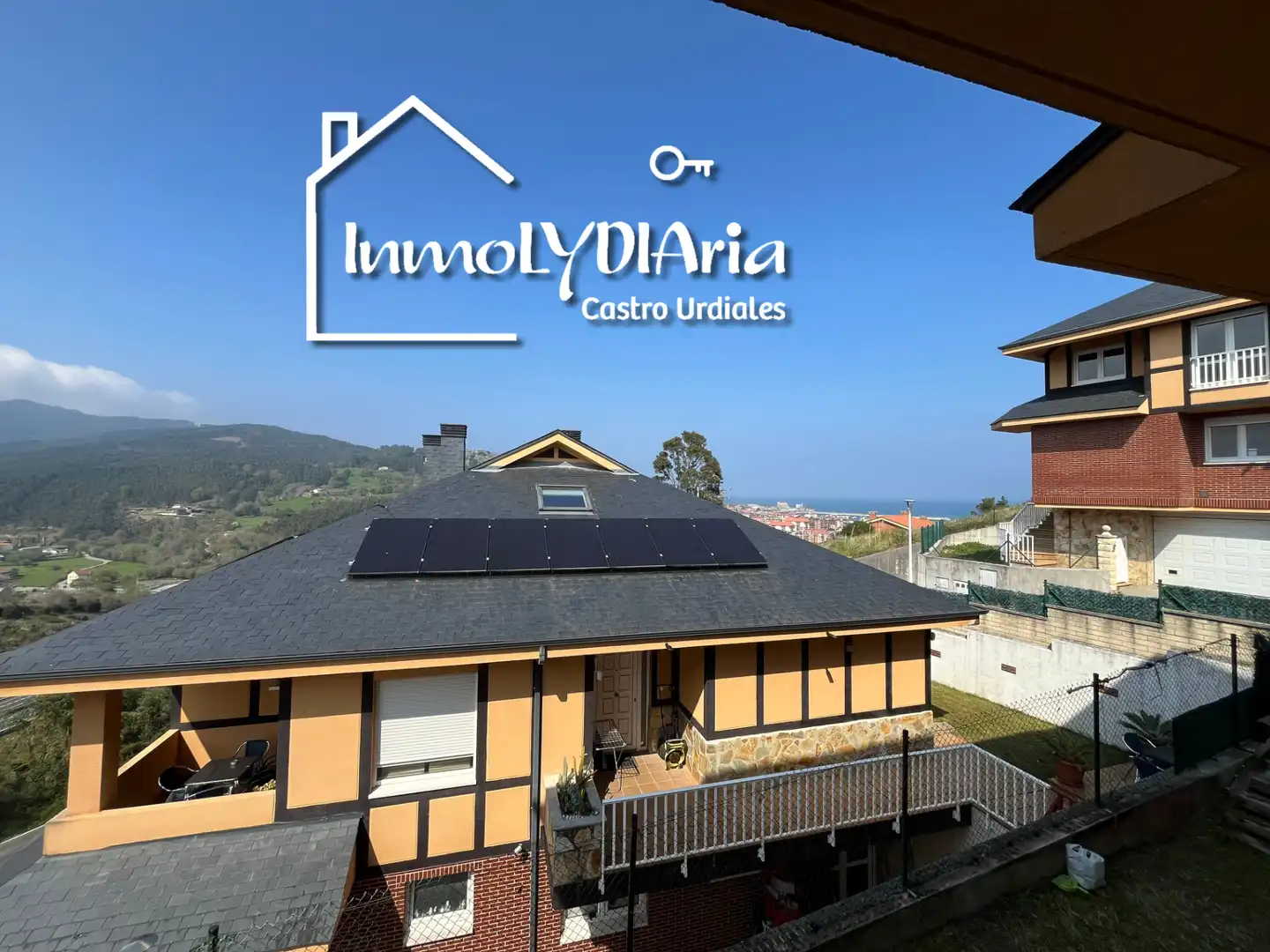 Exterior view of Houses for sale in Castro-Urdiales  with Heating, Private garden and Terrace