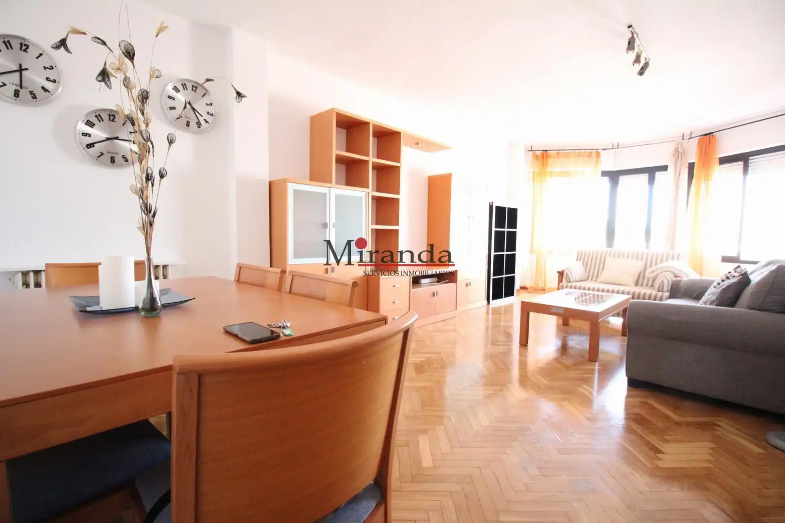 Living room of Flat for rent in Villaviciosa de Odón  with Heating, Parquet flooring and Terrace