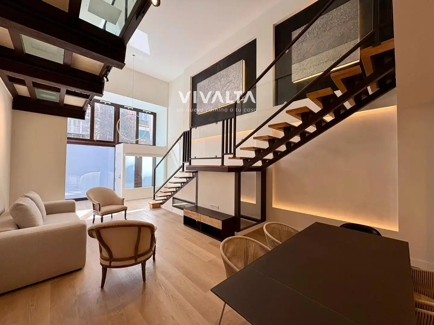 Wohnzimmer von Maisonette zum Verkauf in Madrid mit Klimaanlage, Heizung und Haustechnik