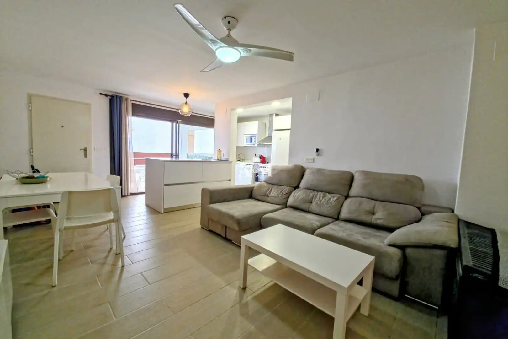 Sala d'estar de Casa o xalet de lloguer en Pilar de la Horadada amb Terrassa i Rentadora
