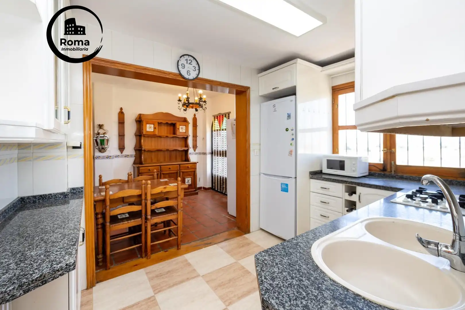 Kitchen of Detached homes for sale in Granada  with Heating, Private garden and Terrace