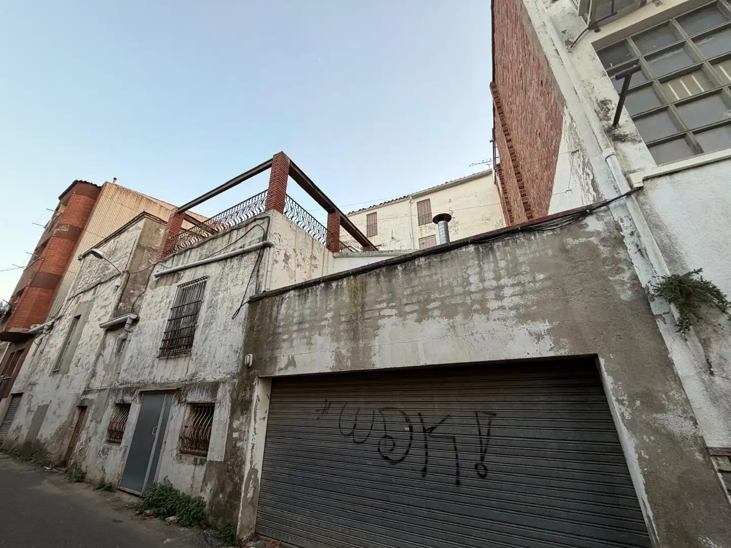 Vista exterior de Edifici en venda en Masquefa, Barcelona