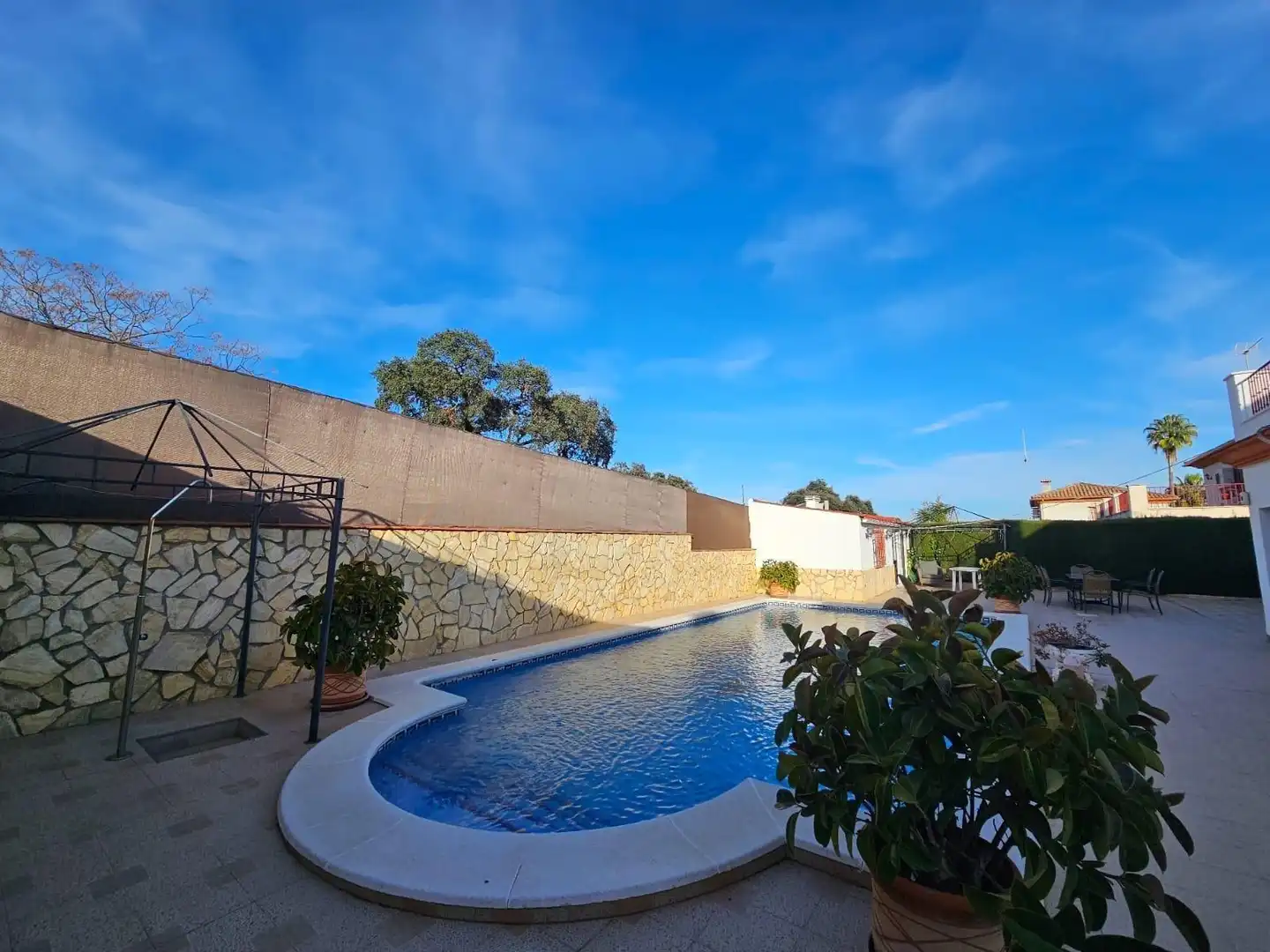 Piscina de Casa o xalet en venda en Córdoba amb Aire condicionat, Calefacció i Jardí privat