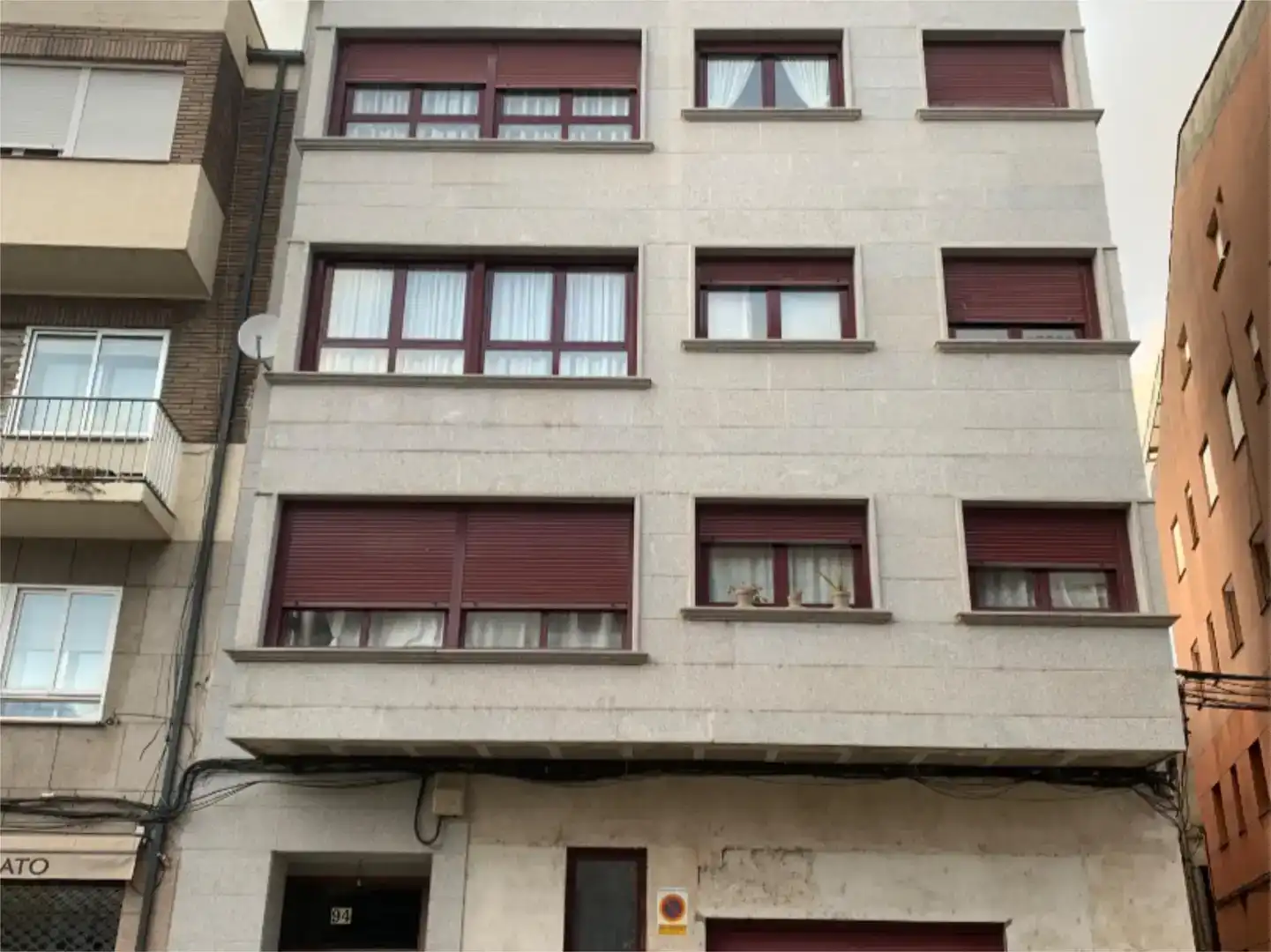 Vista exterior de Piso en venta en A Rúa  con Parquet y Trastero