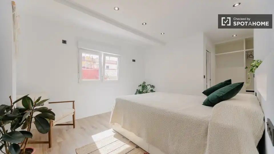 Wohnung mit Terrasse zur Miete in Quatre Carreres