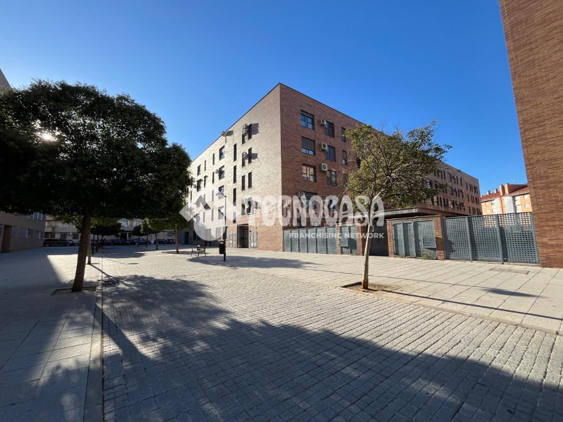 Exterior view of Flat for sale in San Fernando de Henares  with Air Conditioner, Heating and Parquet flooring