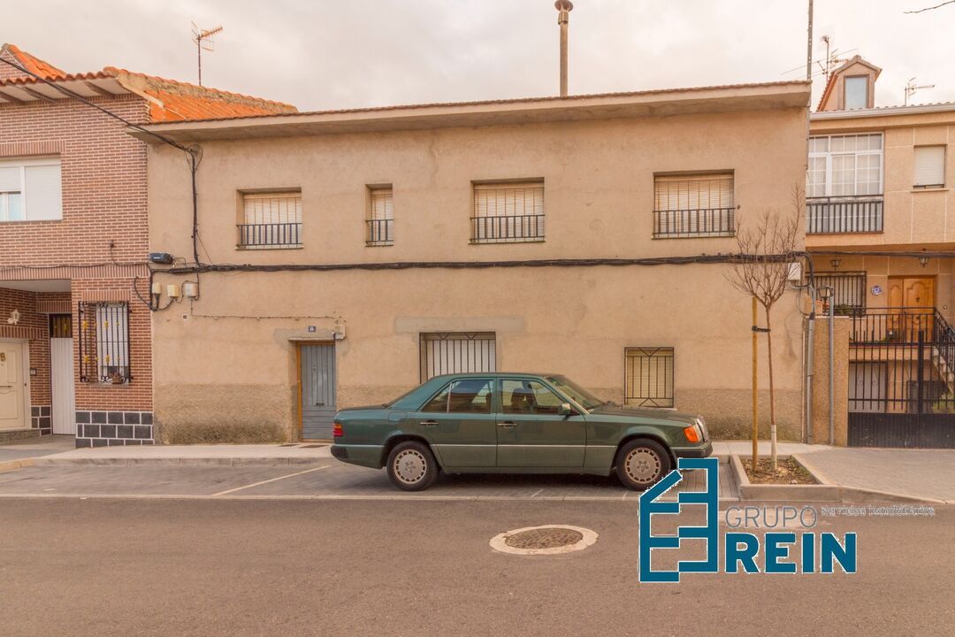 Casa o xalet en venda a CANALEJAS, 15