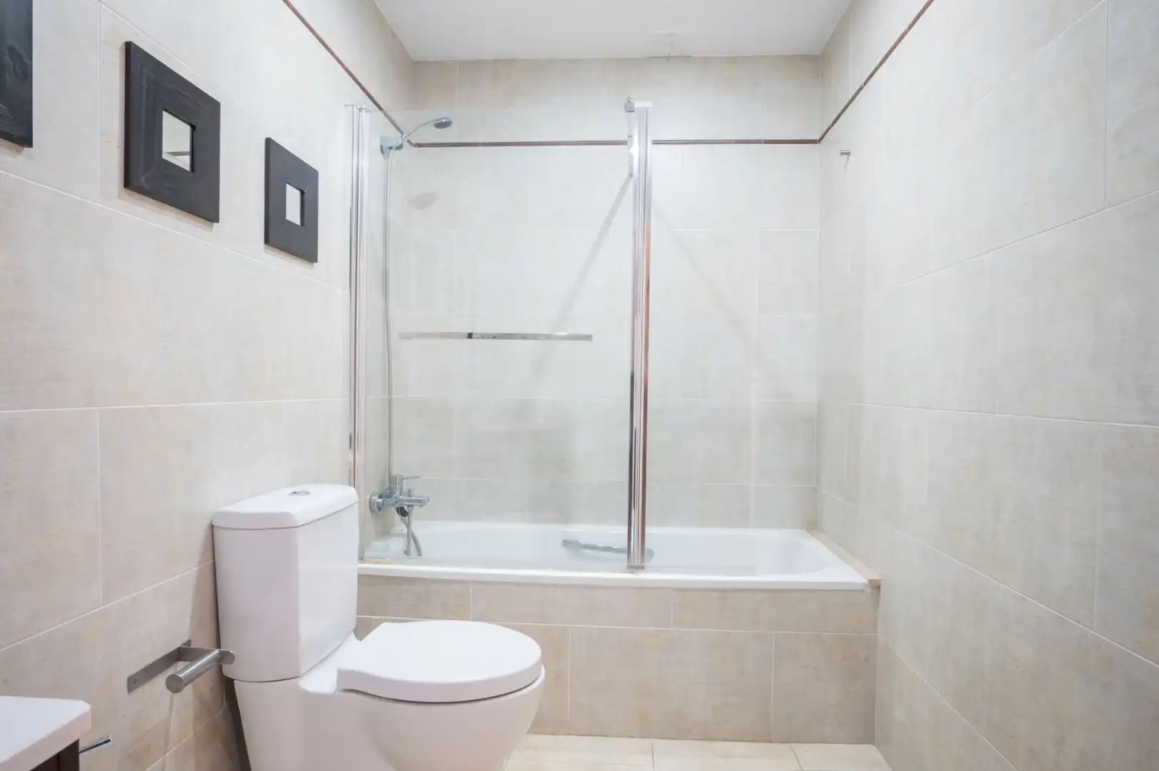 Badezimmer von Wohnung zum Verkauf in Terrassa mit Klimaanlage, Heizung und Abstellraum