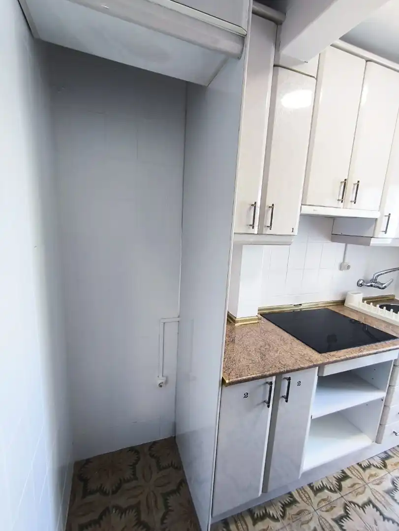 Cocina de Piso para compartir en Madrid con Calefacción, Terraza y Amueblado