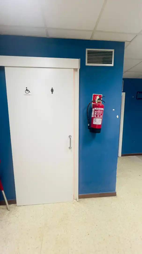 Local comercial en venta en Carrer de la Selva, imagen 10