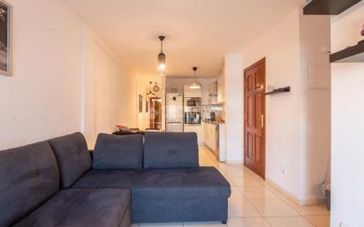 Living room of Flat for sale in Guía de Isora  with Balcony