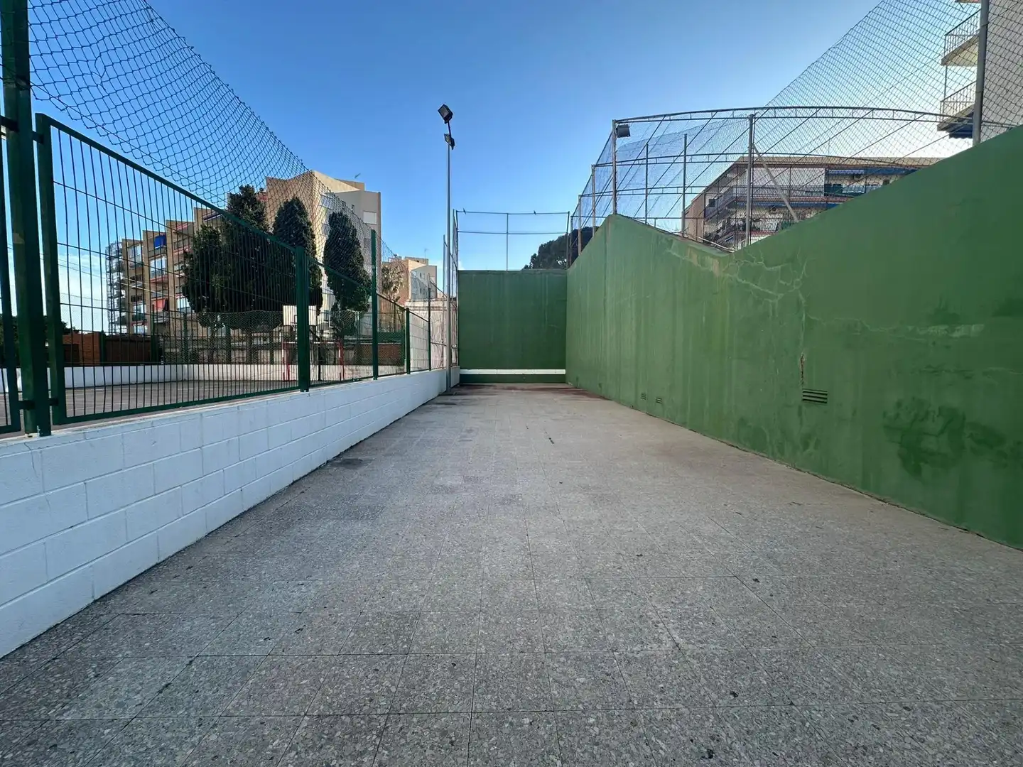 Aparcament de Pis en venda en La Pobla de Farnals