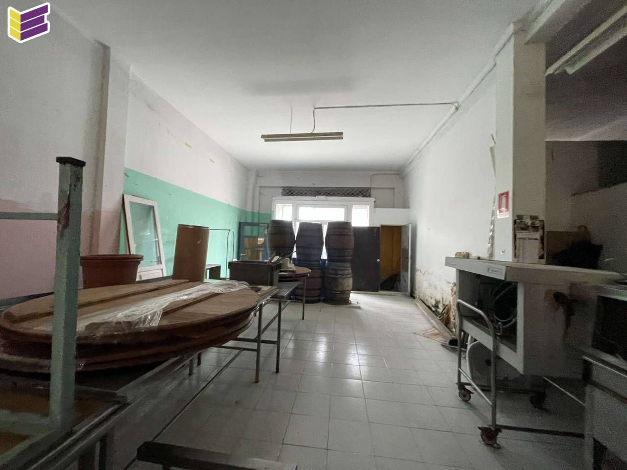 Premises to rent in Mos