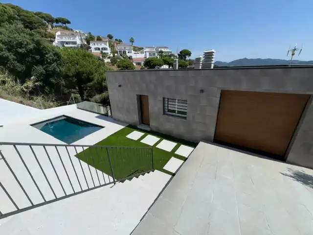 Exterior view of Houses for sale in Sant Cebrià de Vallalta  with Air Conditioner, Heating and Private garden
