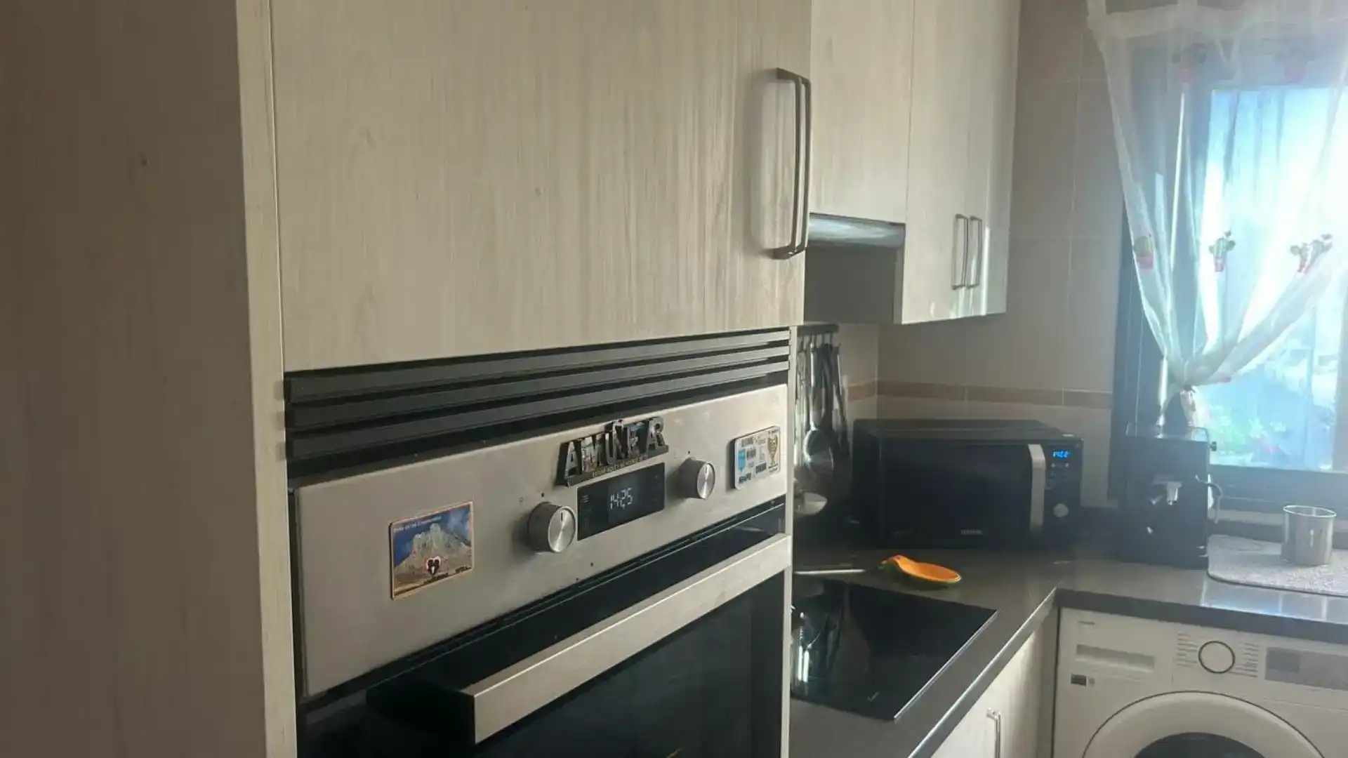 Cuina de Casa adosada en venda en Fuente de Piedra amb Aire condicionat i Balcó
