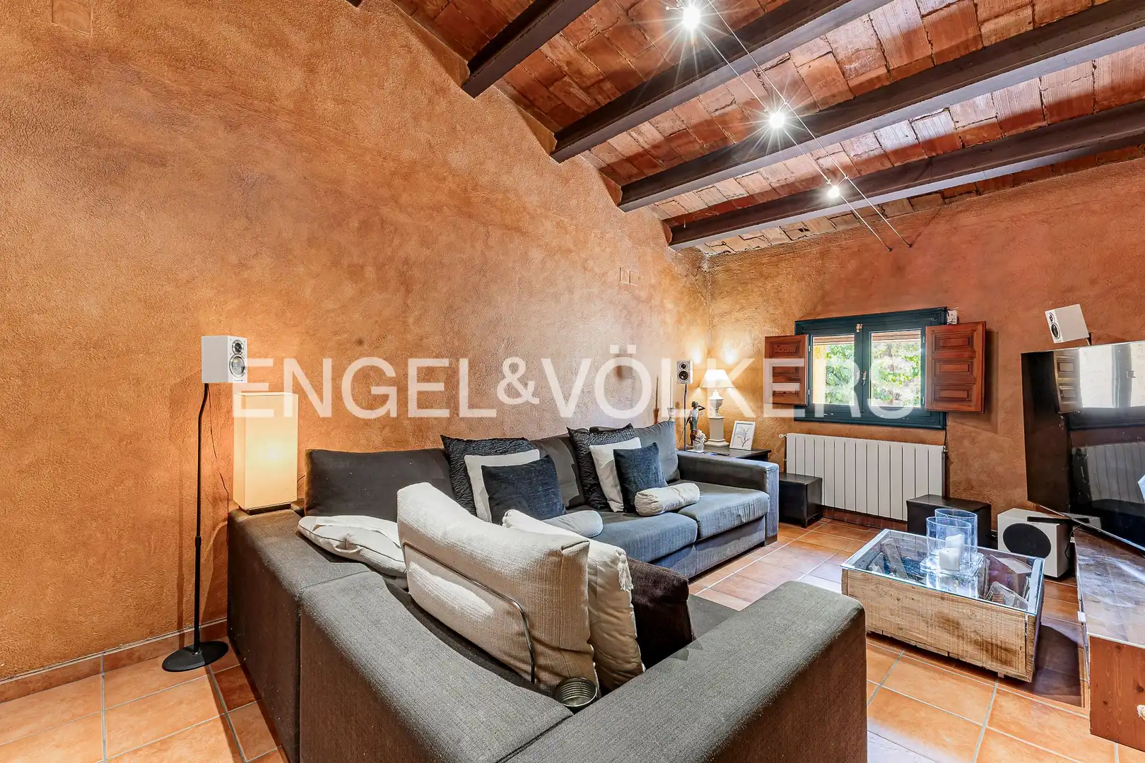 Sala de estar de Casa o chalet en venta en Subirats con Aire acondicionado, Calefacción y Jardín privado
