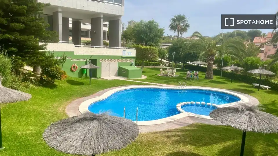 Zimmer in Playa Poniente