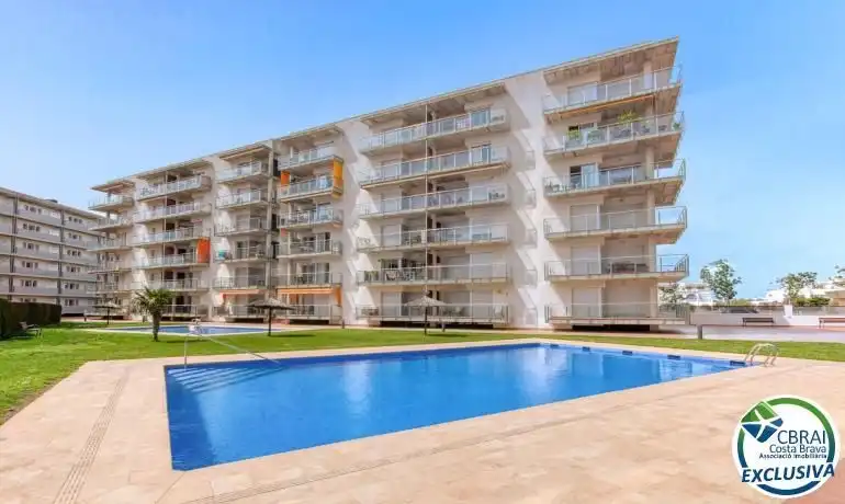 Swimming pool of Apartments for sale in Roses  with Air Conditioner and Furnished