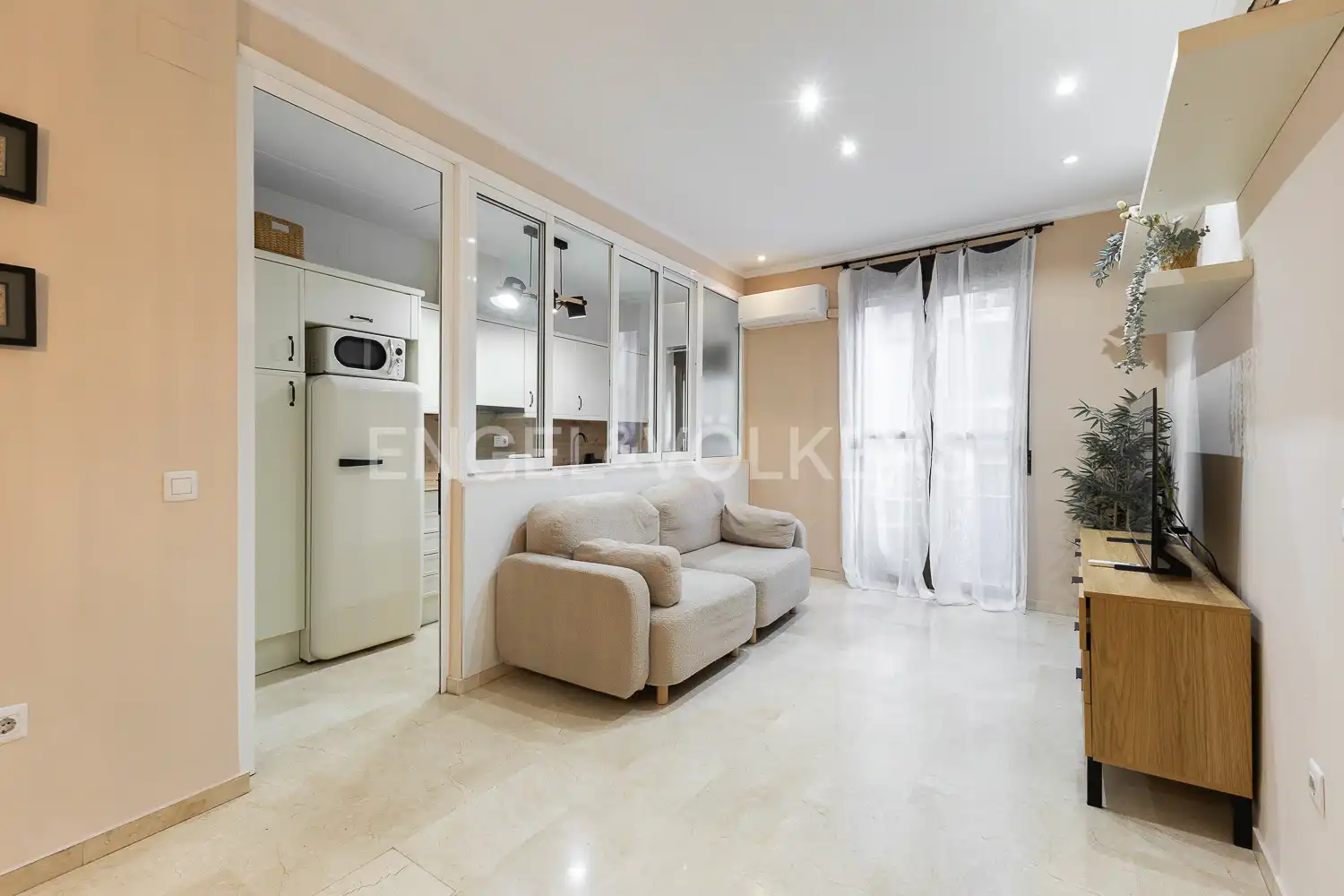 Vista exterior de Piso en venta en Valencia con Aire acondicionado, Calefacción y Balcón
